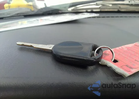 2006 Ford Escape Xls/Xls Manual from USA, damaged, VIN 1FMYU02Z36KD02605